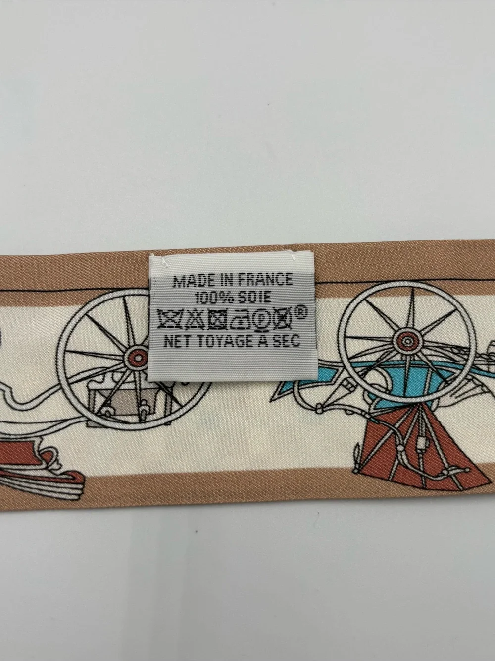 Hermès Twilly Les Voitures Nouvelles Vert Amande Bleu Glacier Beige Scarf - Picture 5 of 6